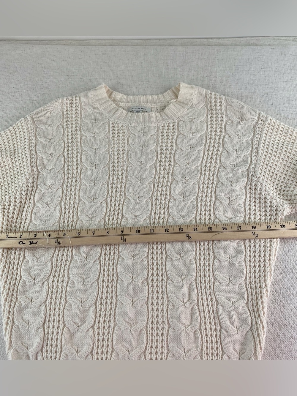 American Eagle Outfitters women's long sleeve Cream Cable Knit Sweater size S - Picture 4 of 9